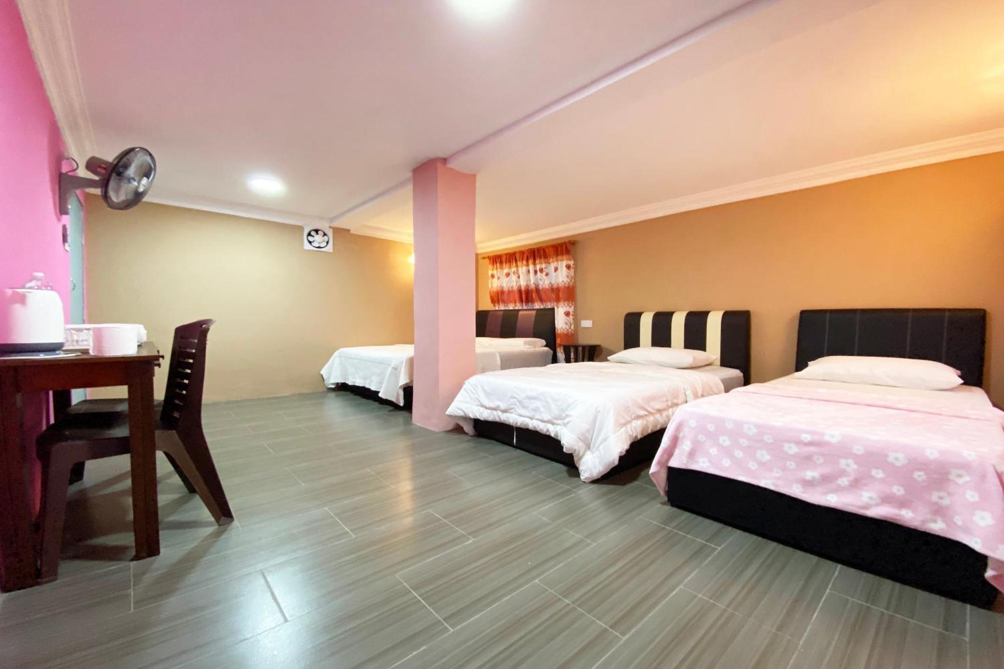 Oyo Home 90285 Pogimpaan Homestay Ranau Eksteriør billede